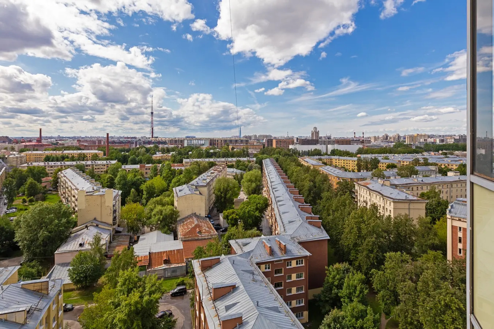 Апартаменты Новолитовская 4