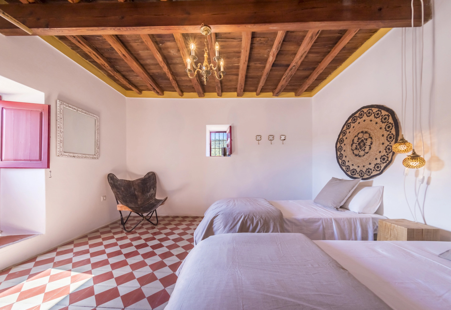 Вилла Es Cubells Town