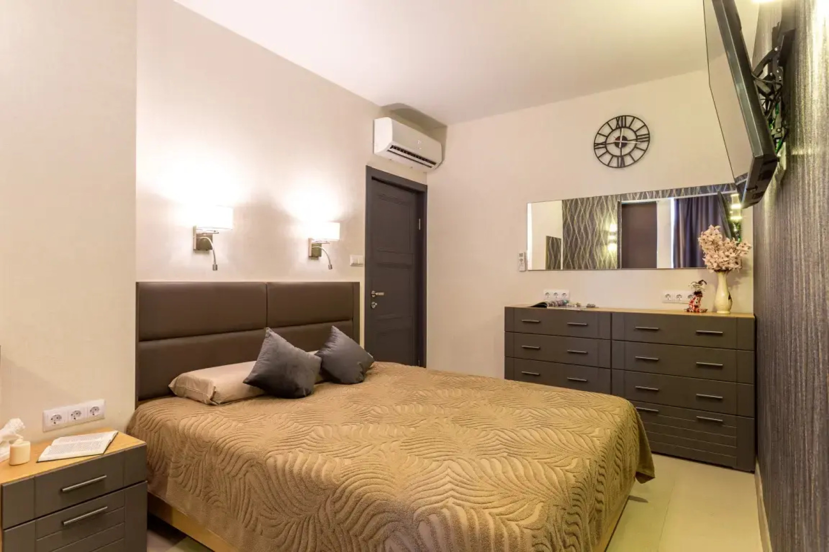 Апартаменты Сочи Парк Lamare Двухкомнатные с Панорамным Видом на Горы