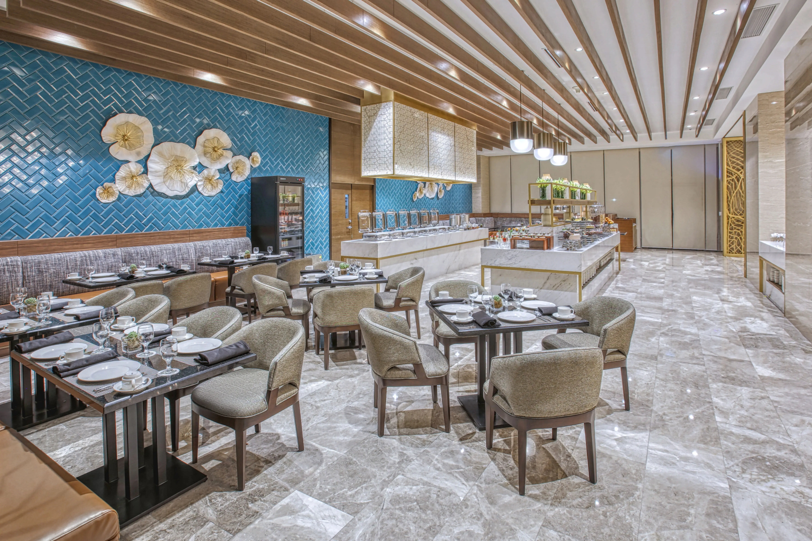 Отель Kingsford Hotel Manila