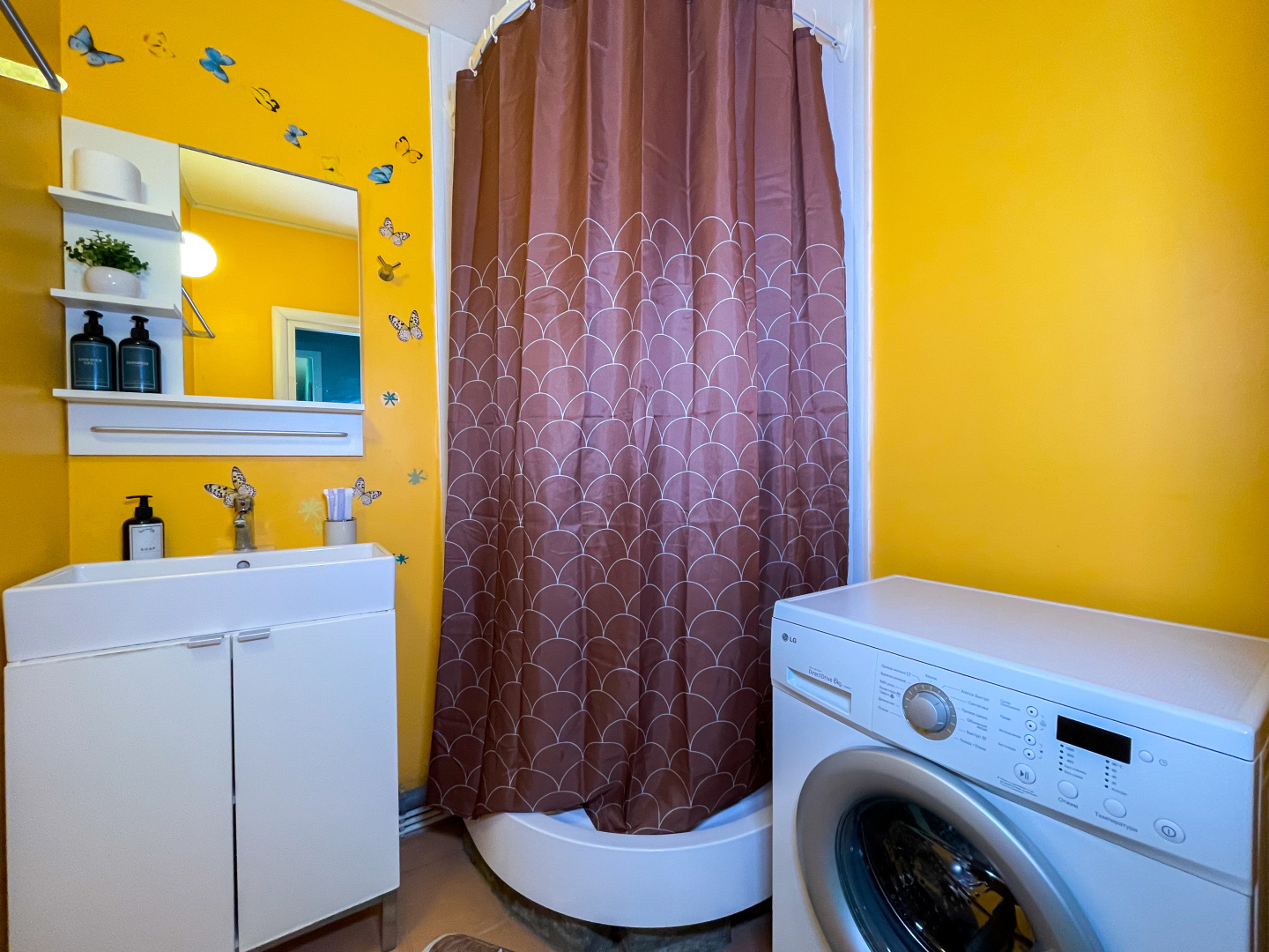 Квартира Like Home Apartment