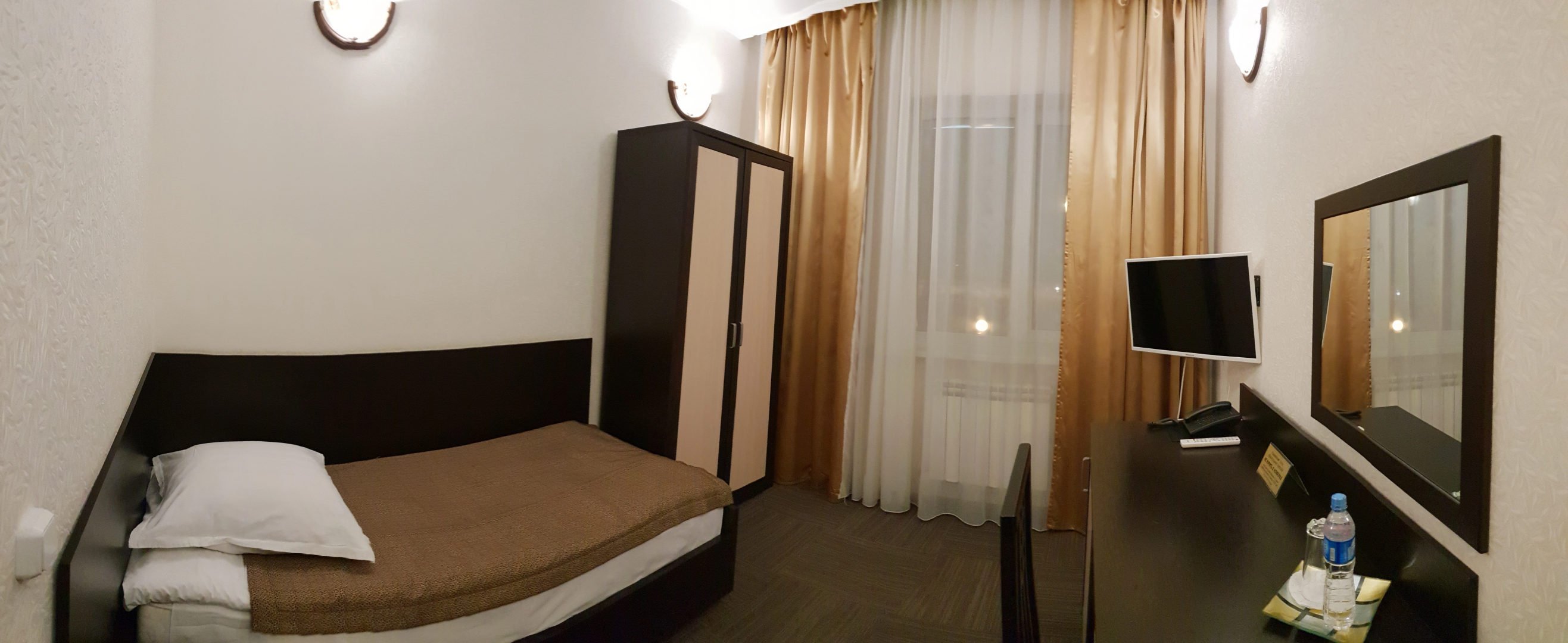 Отель Ливадия