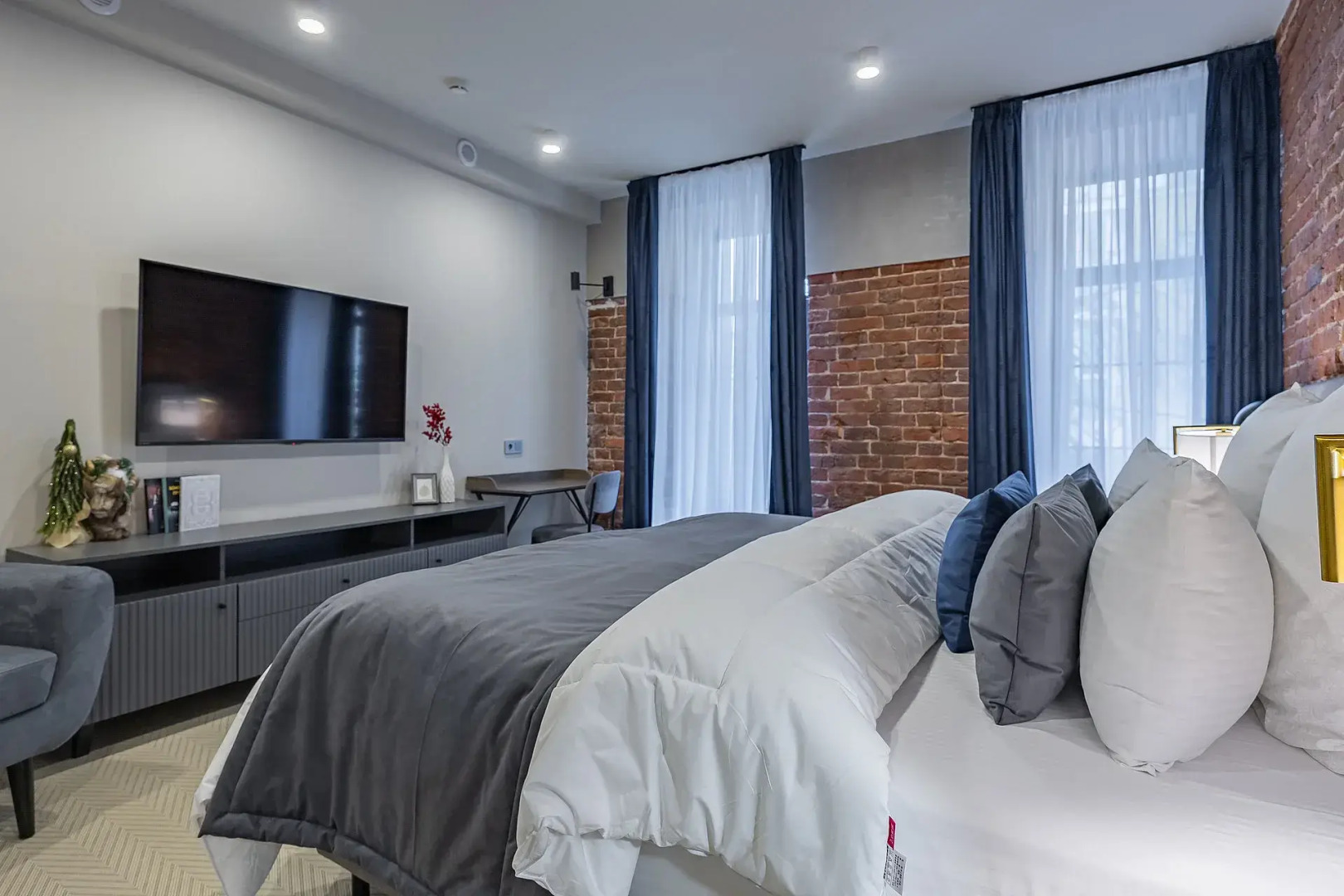 Апартаменты Стильные Chkalov на Ошарской