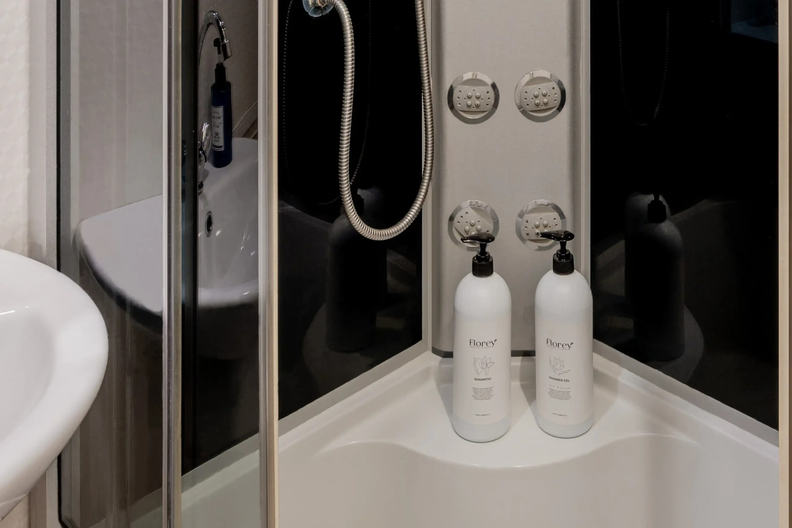 Апартаменты однокомнатные Welcome2Yar у Ярославского кремля