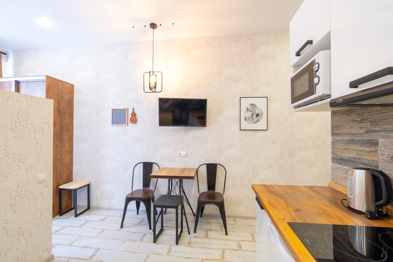 Апартаменты Студия 10 минут от моря пешком