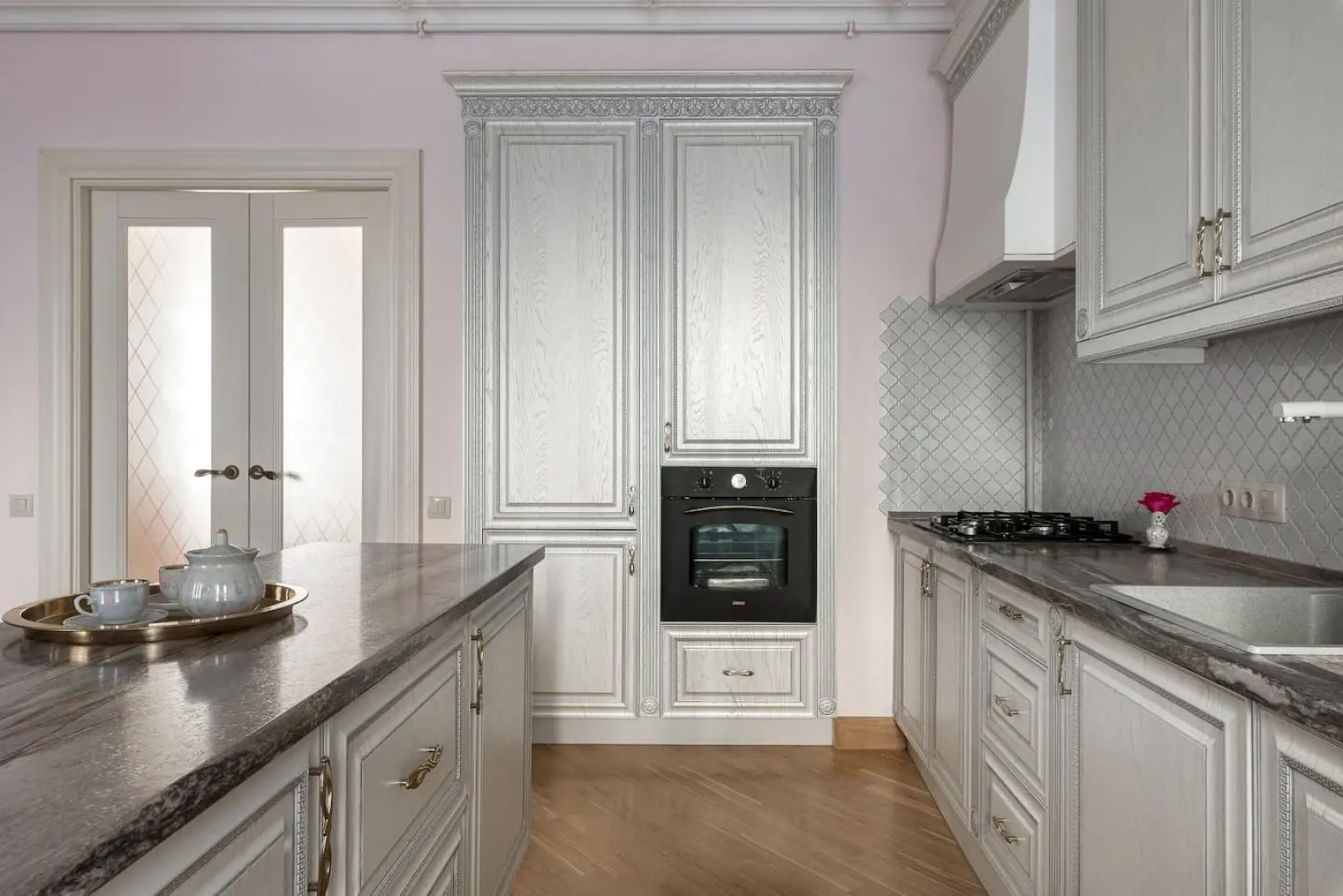 Апартаменты LetYourFlat "Hermitage Residence"