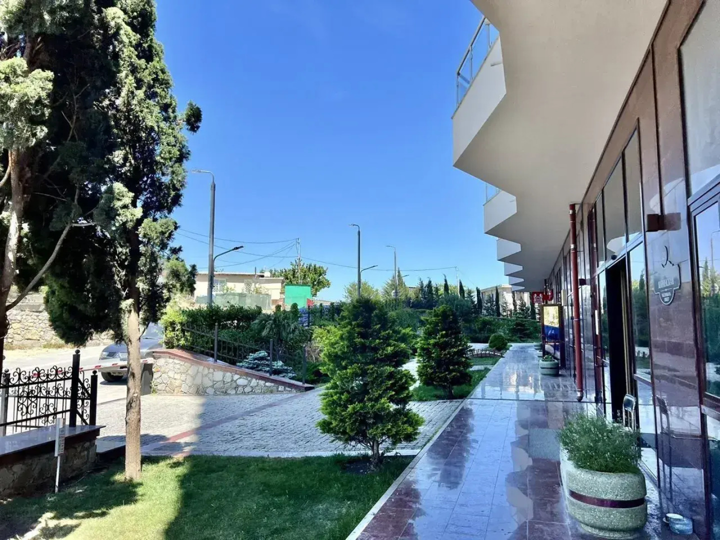 Апартаменты на Ялтинской 12А