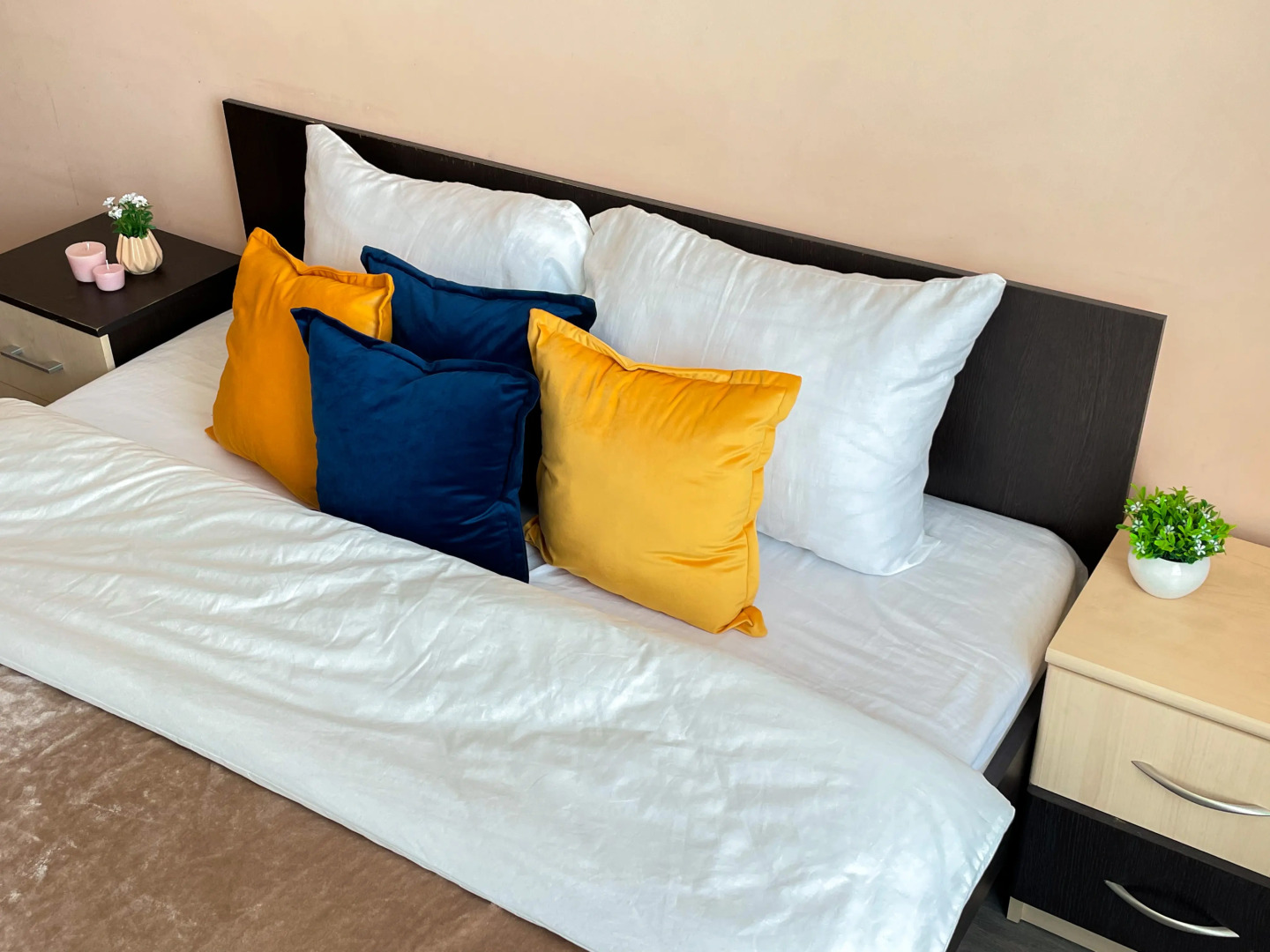 Апартаменты двухкомнатные RELAX APART – Молодёжная 61