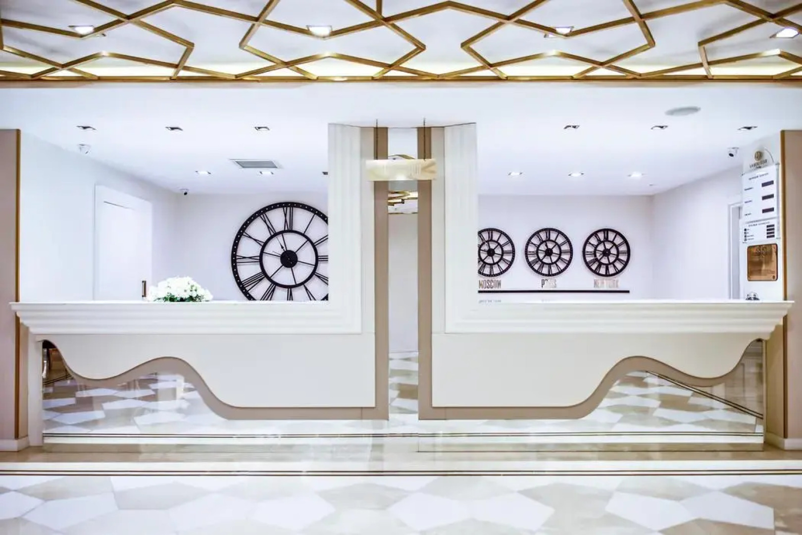 La Boutique Hotel & Suites (Adult Only 16+)