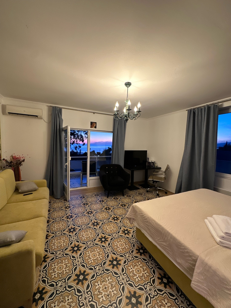 Апартаменты Дольче Вита с видом на море