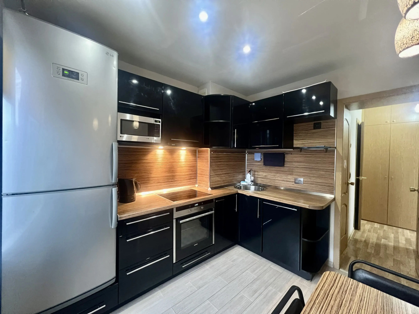 Апартаменты 51 с Панорамным Видом Теплый Север на Верхнеростинском Шоссе, 25