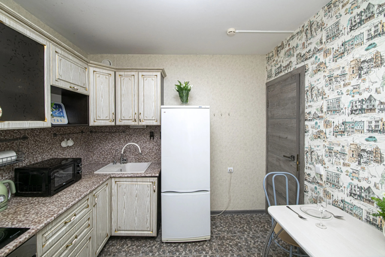 Апартаменты SunSet на Сахарова