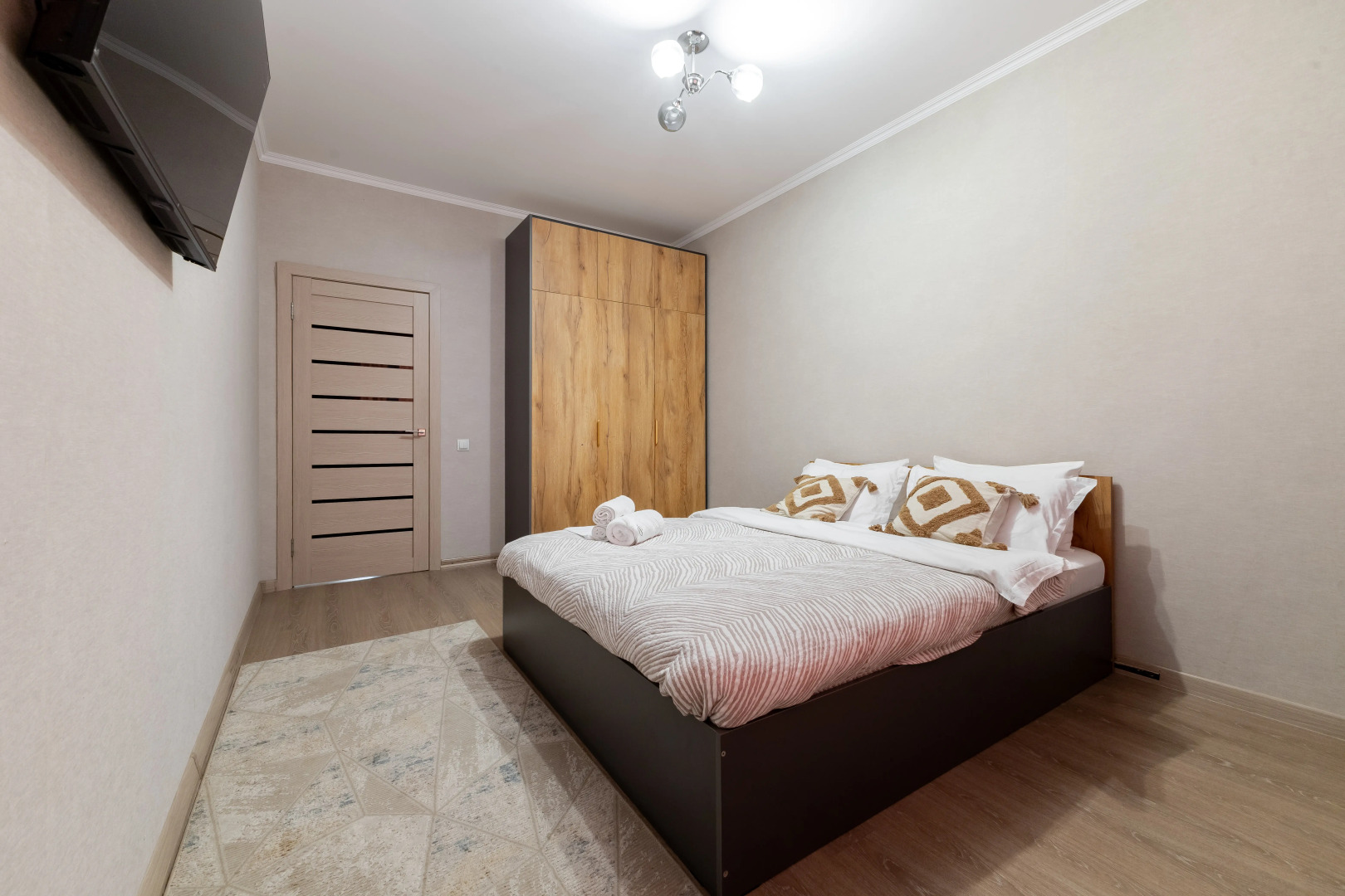 Квартира рядом с Хан-Шатыром на левом берегу