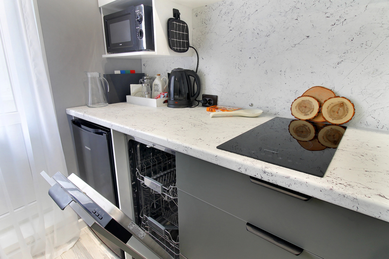 Квартира с Кондиционером Рядом с Лотос Плаза