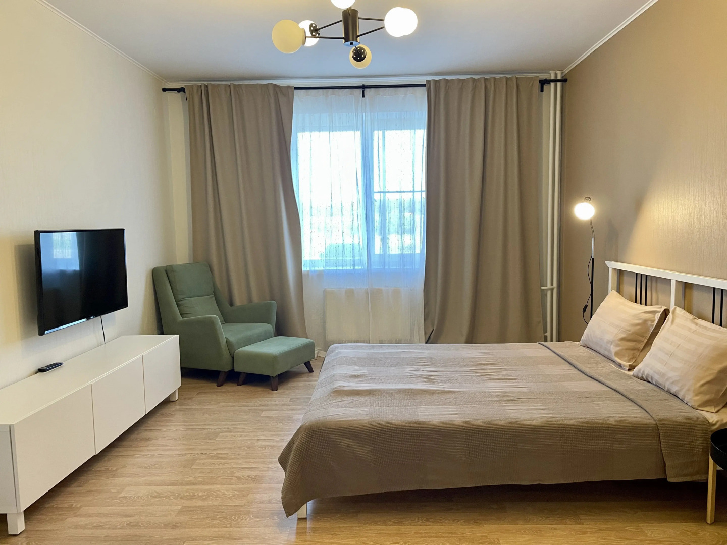 Квартира Просторная 1-комнатная квартира рядом с пляжем и отелем Radisson в Завидово