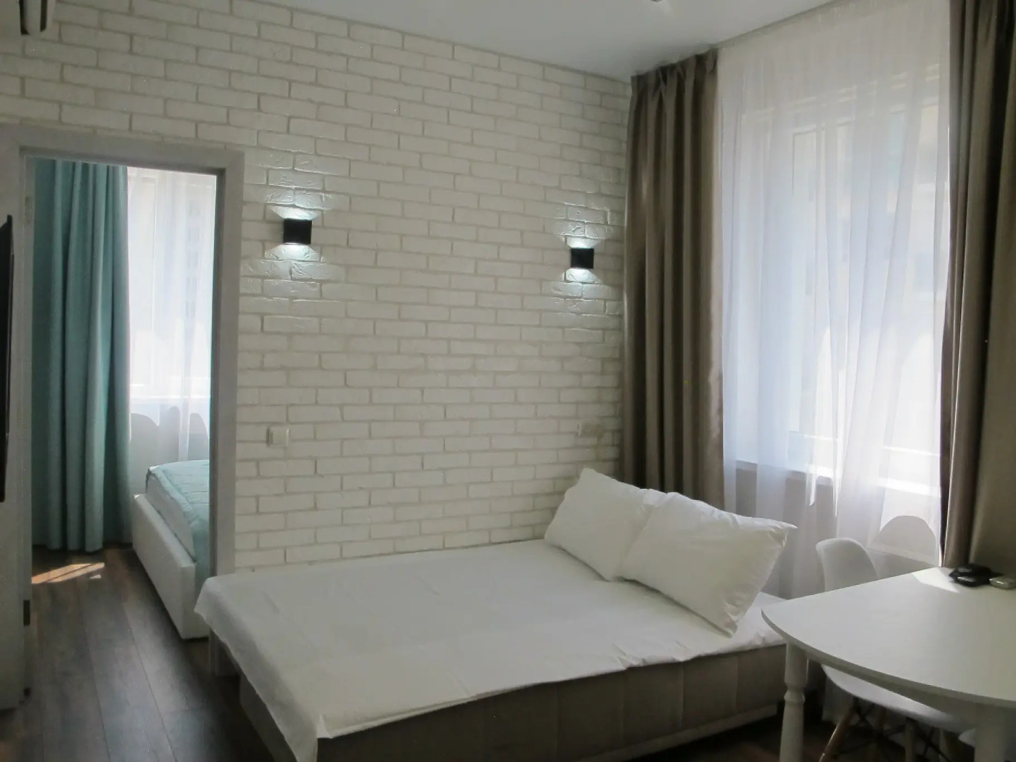 Апартаменты на Воскресенской 14/1