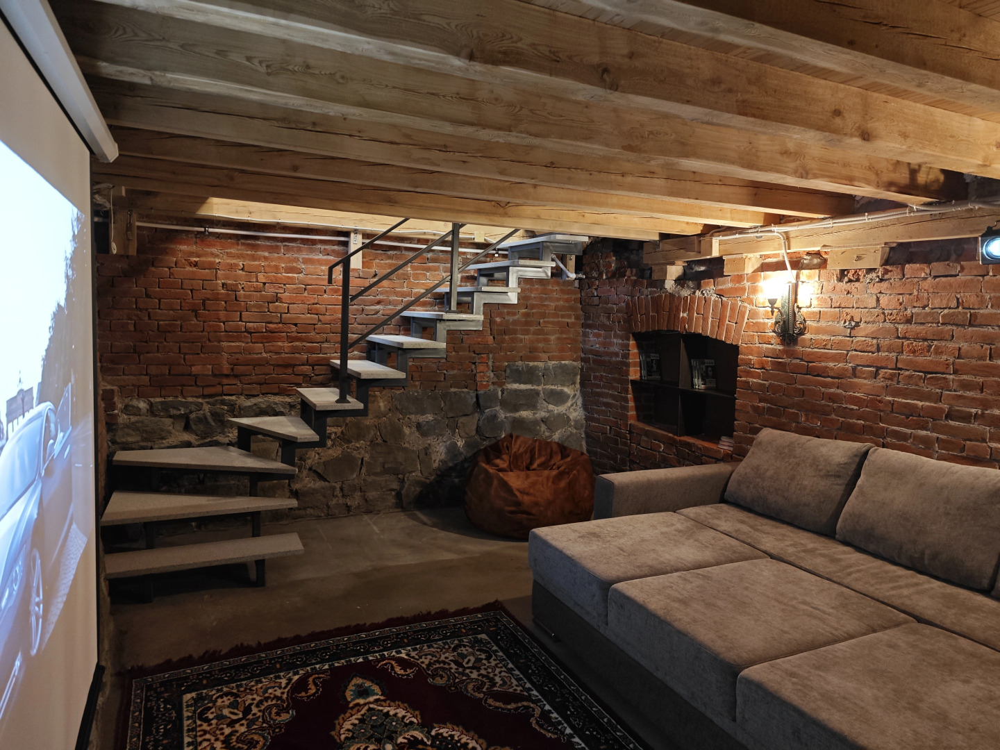 Апартаменты Винтаж с Собственным Двориком