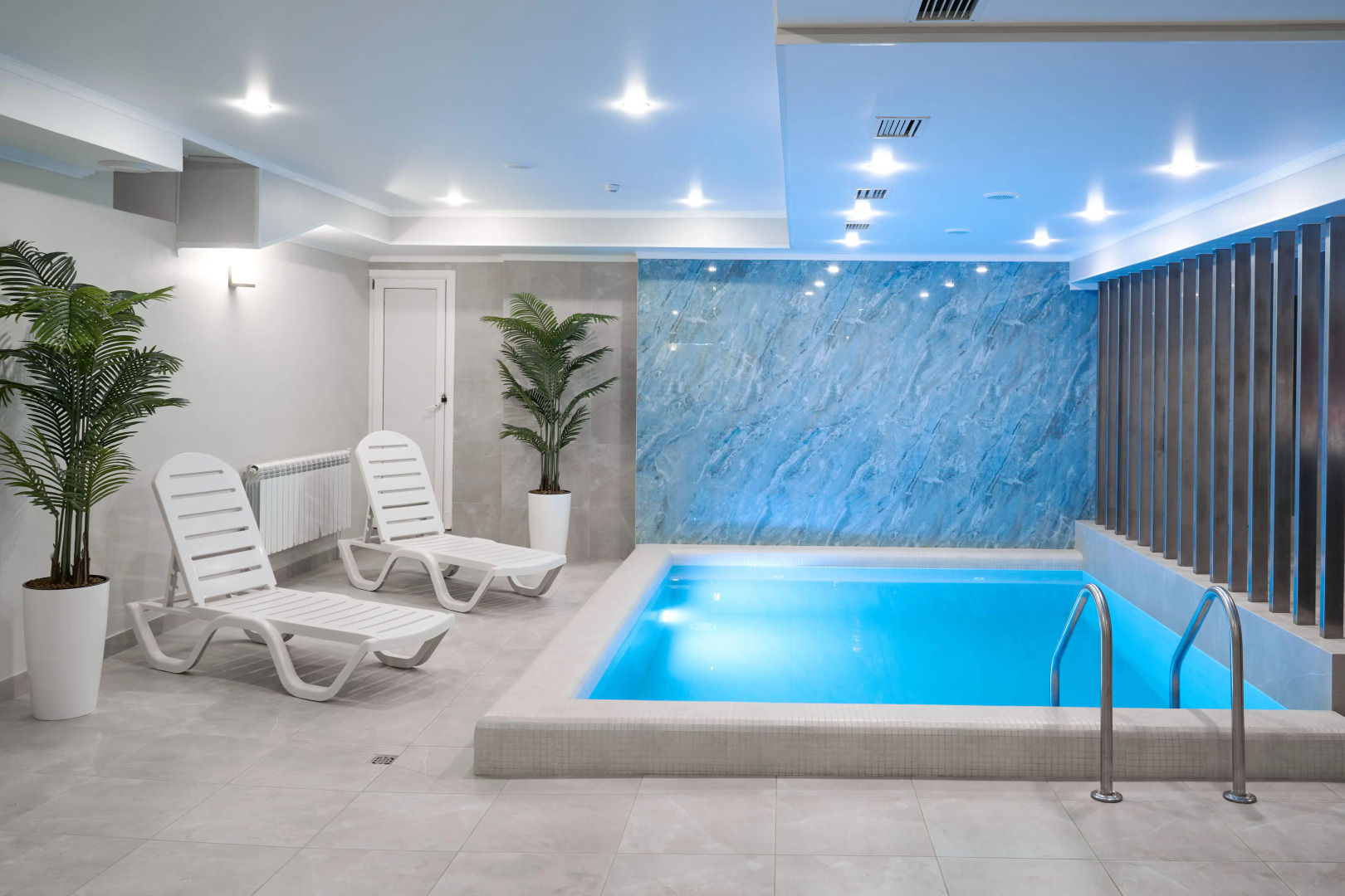 Отель Абсолют