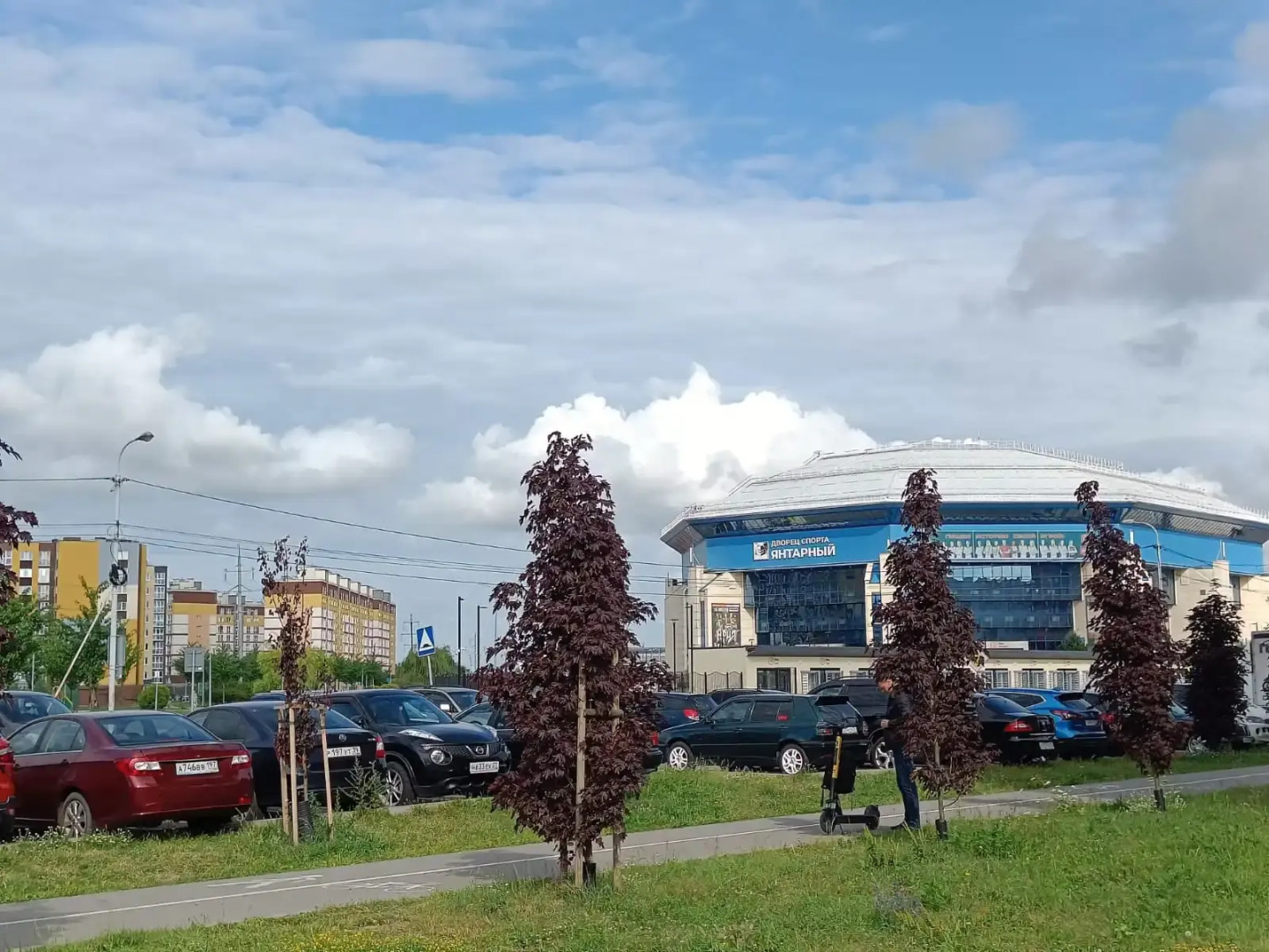 Квартира Двухкомнатная возле СК Янтарный