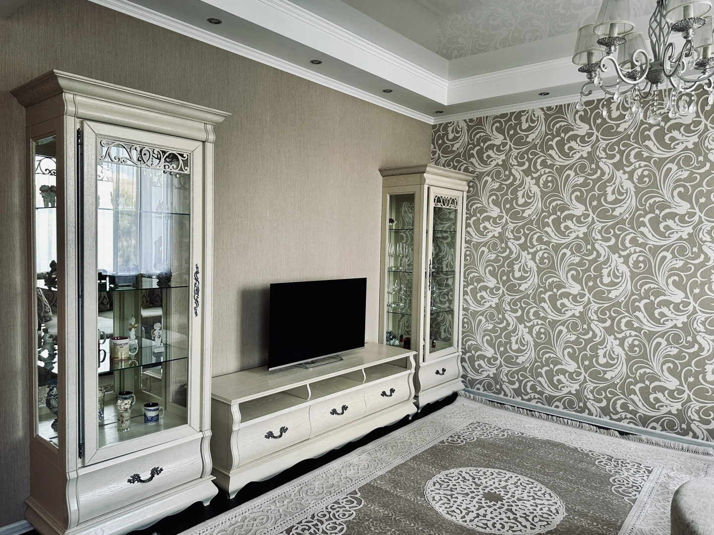 Апартаменты Unique Apart Гарден в Самом Центре Кемерово на Главной Прогулочной Улице Весенней 16