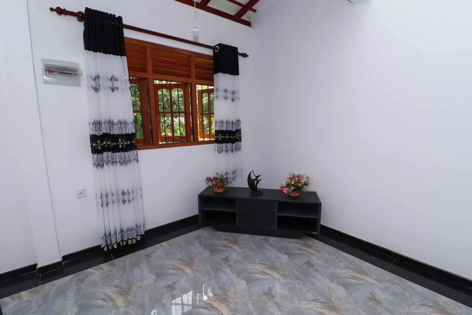 Вилла Yoho Bat House