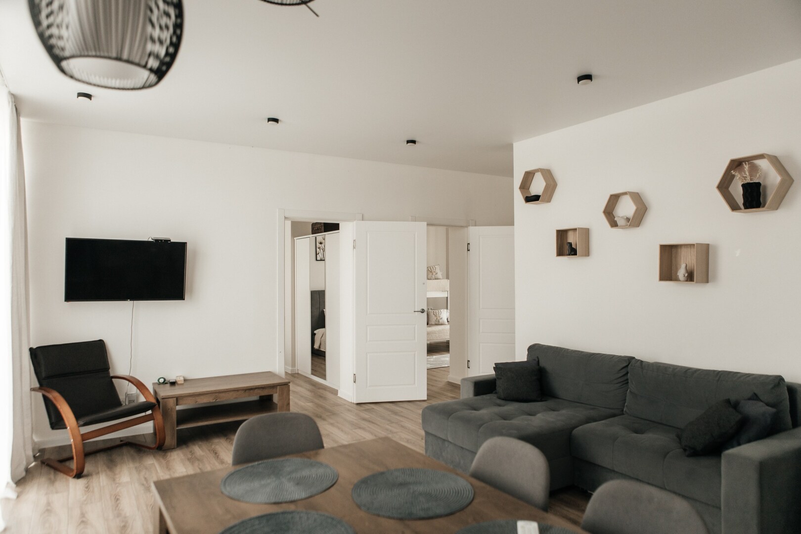 Scandi (Skandinaviya)