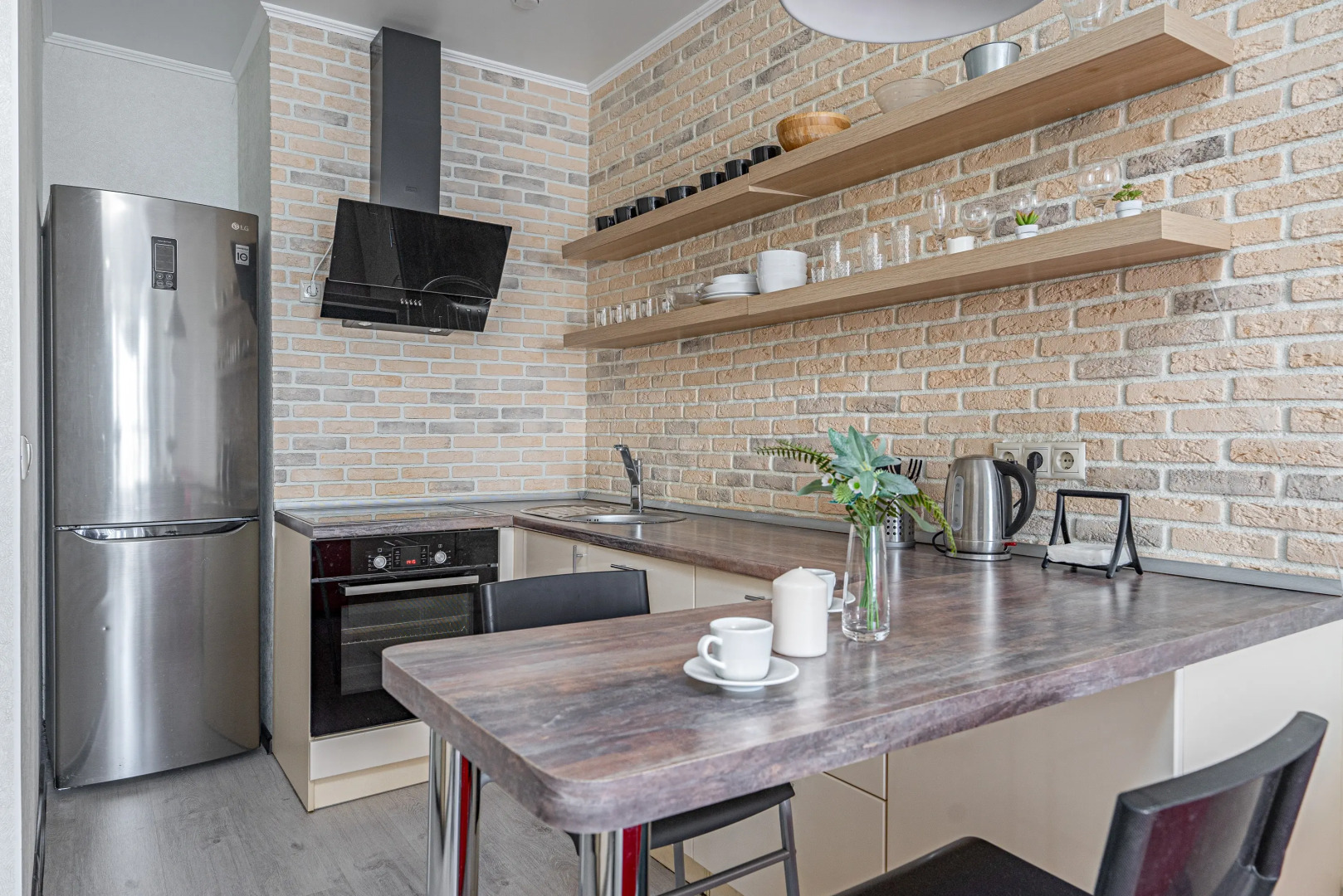 Квартира с Видом на Чашу Рядом с Метро