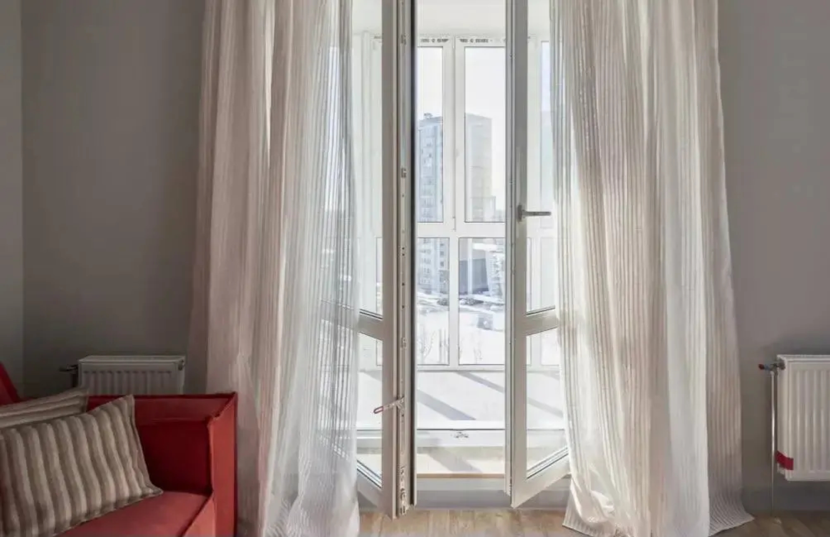 Квартира студия на сутки Центр Метро рядом Самозаселение Кондиционер Wi-Fi