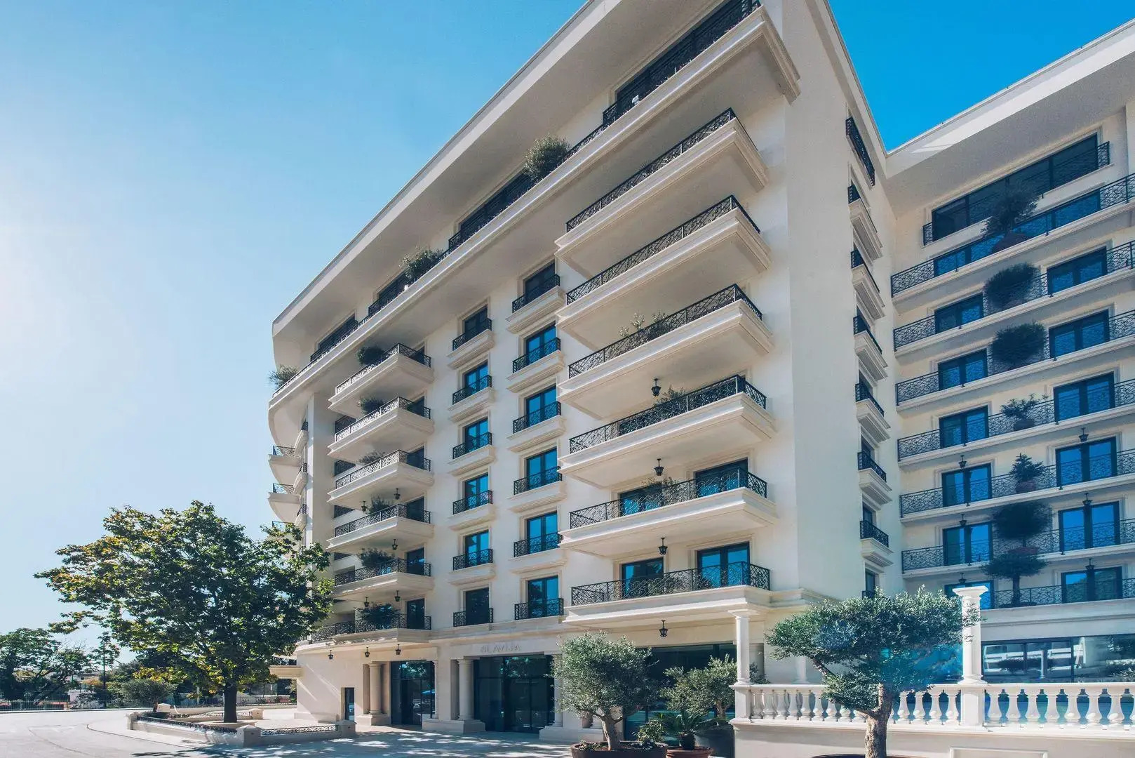 Отель Iberostar Slavija