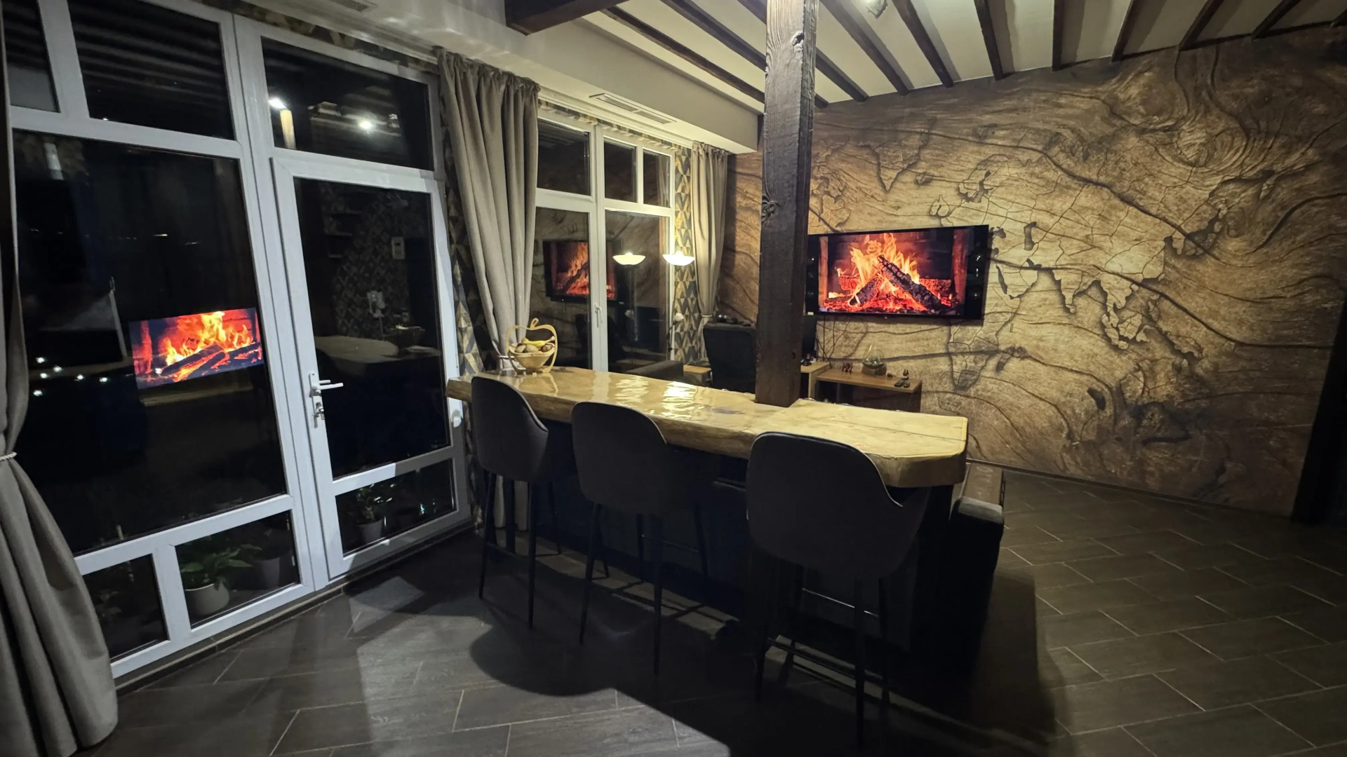 Вилла Kрacивый Дом C Теплым Баcсeйнom Баней С Огромной Террасой С Потрясающим Видом На Горы