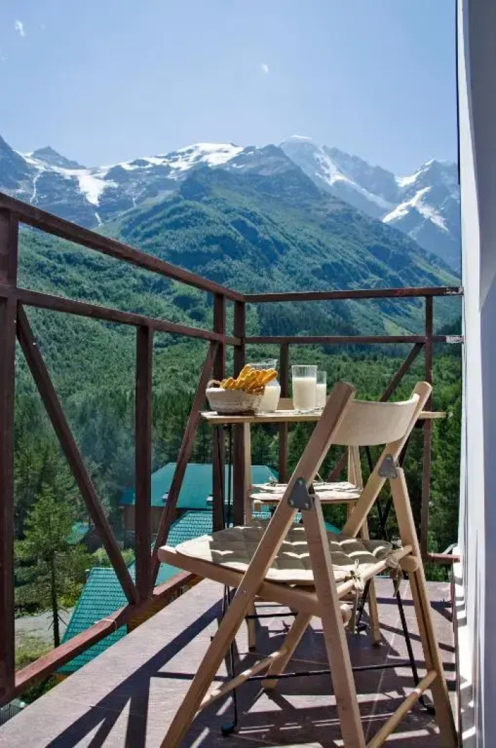 Отель Снежный Барс