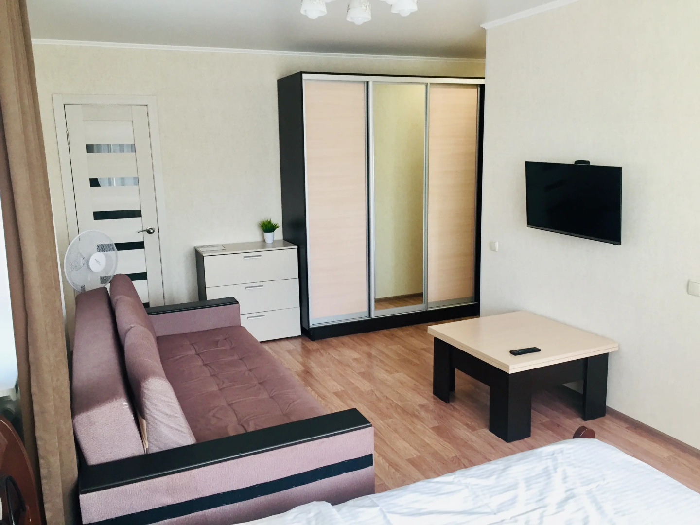 Улучшенные апартаменты Ленина 68