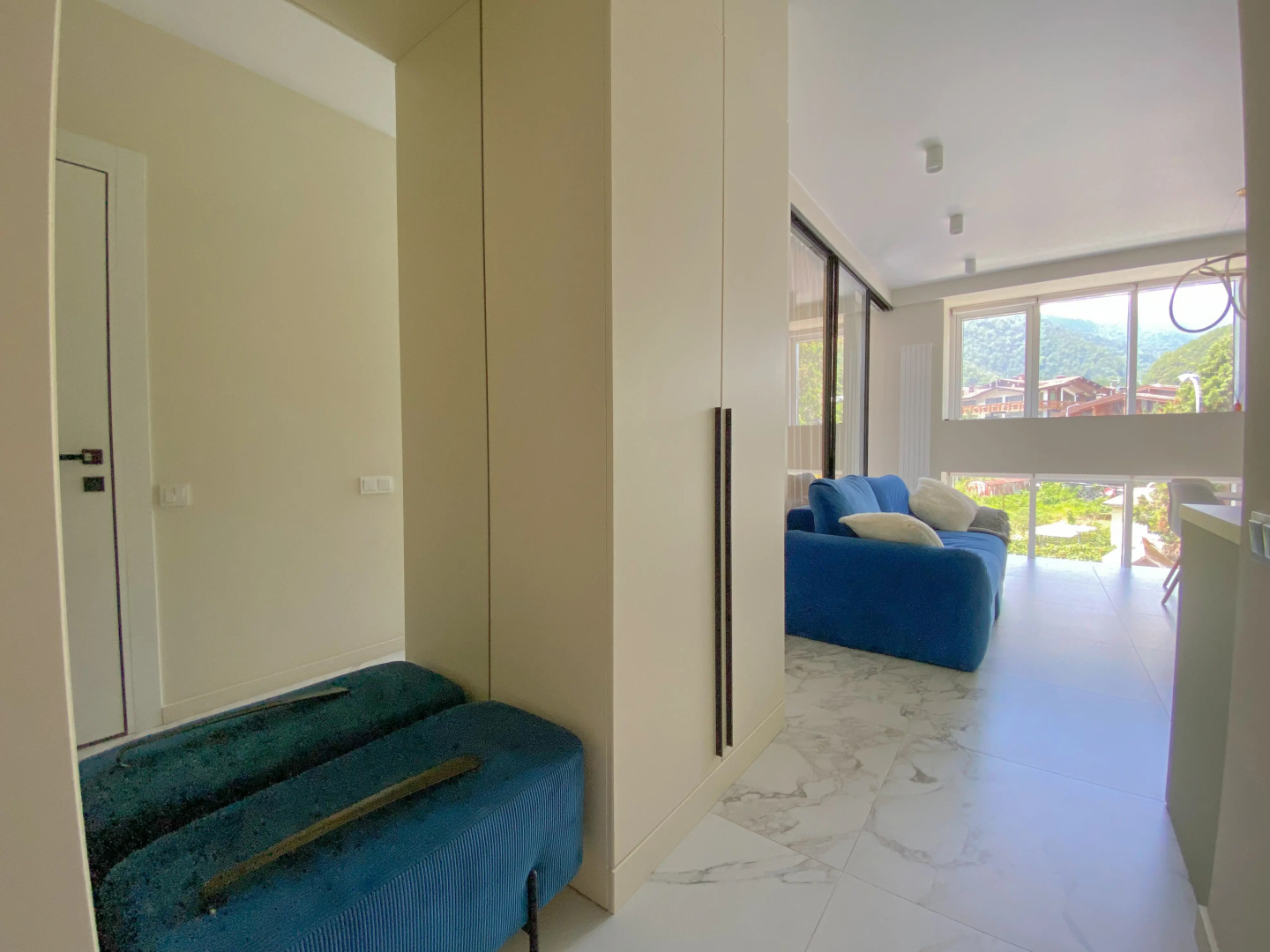 Квартира с видом на горы в центре Поляны