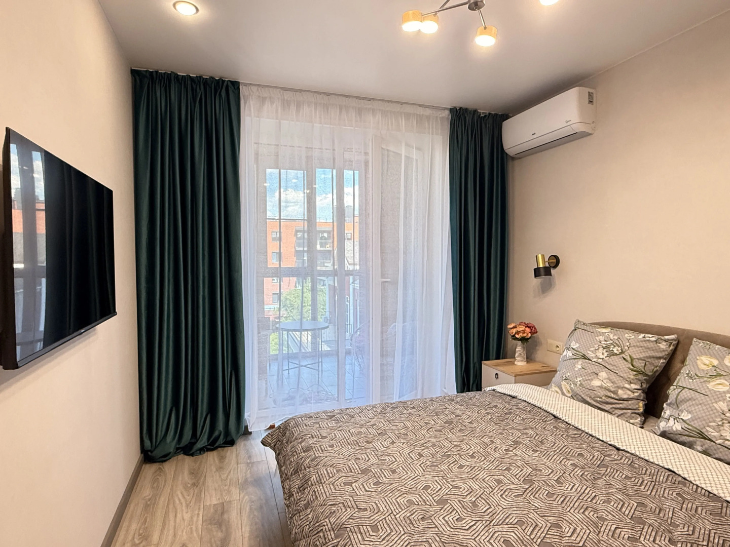 Апартаменты Двухкомнатная квартира на Ямской