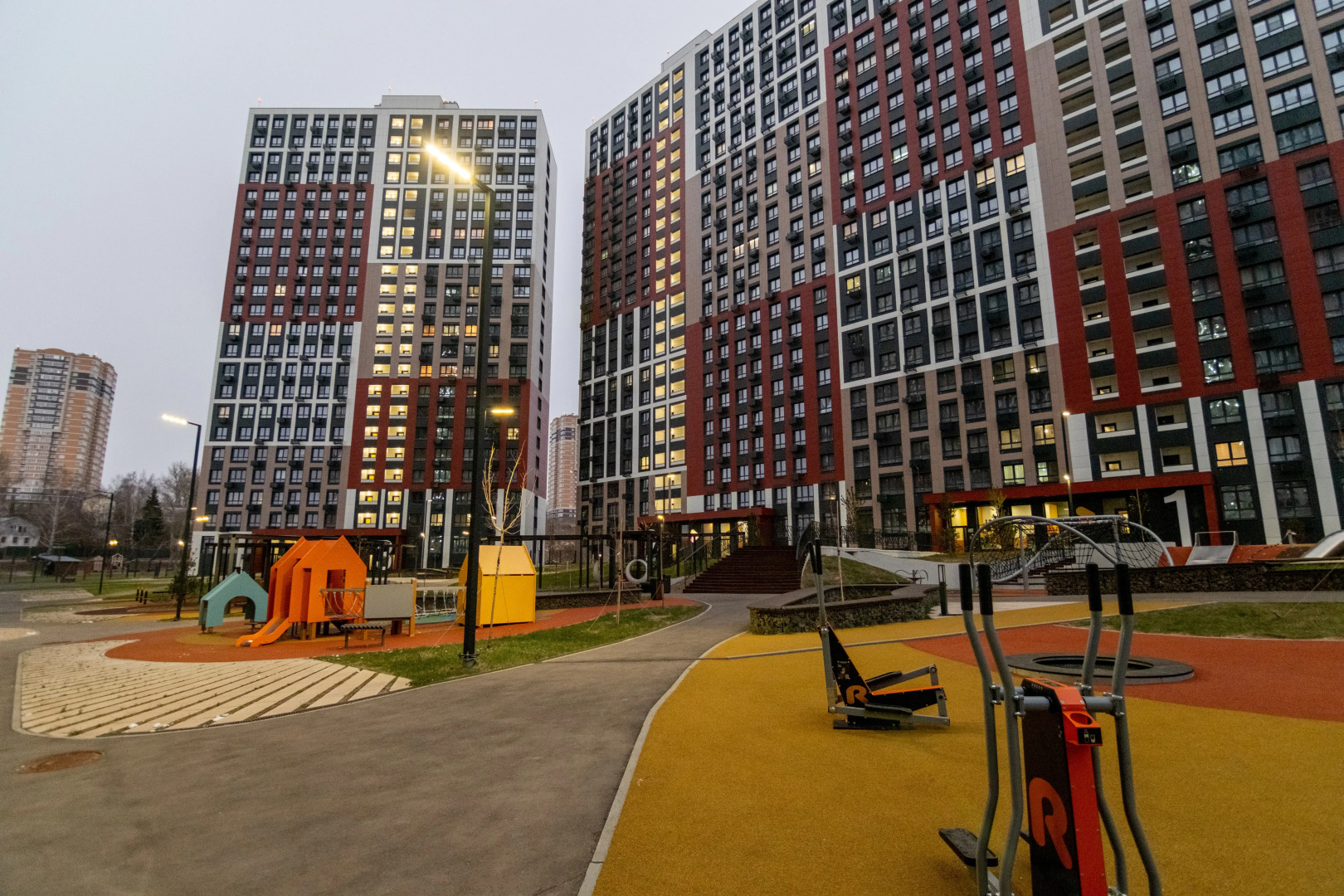 Апартаменты в новострое на троих