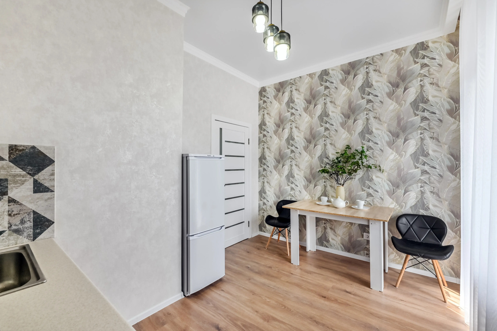 Апартаменты однокомнатные возле Хан-Шатыра I блок