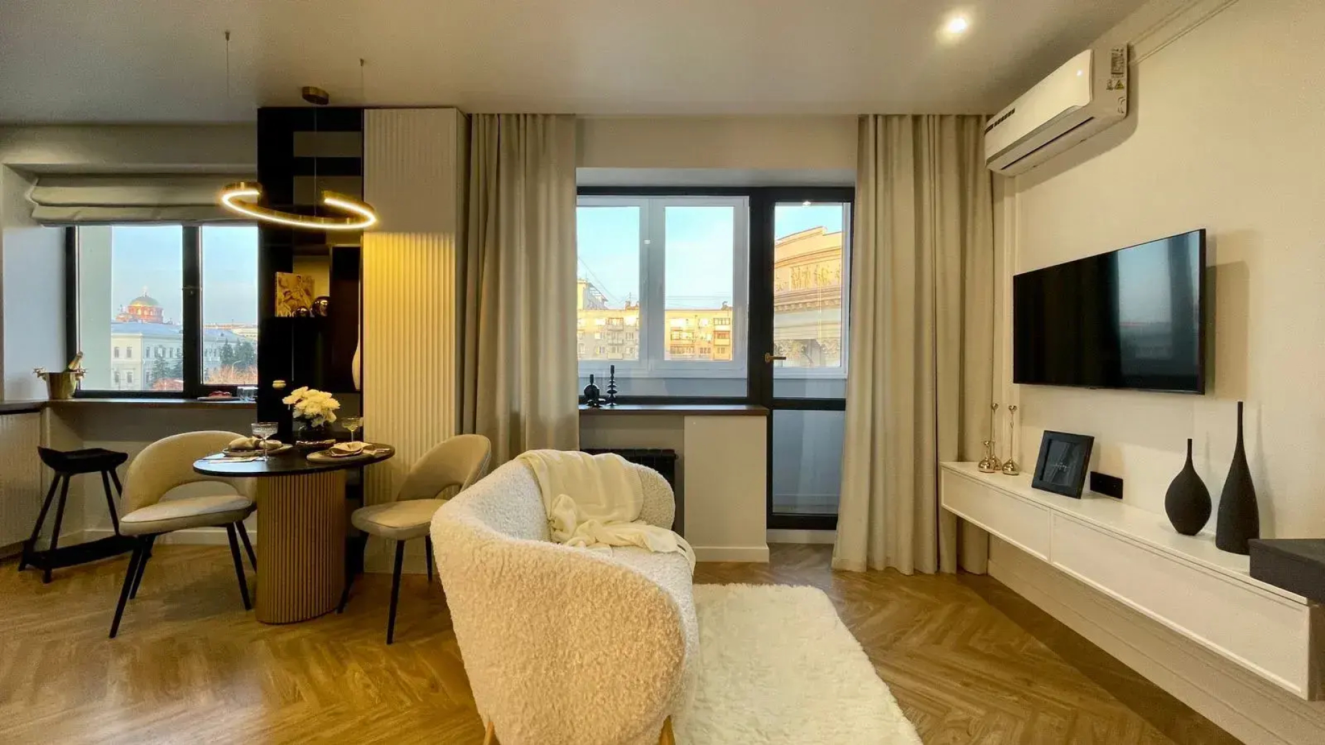 Квартира Роскошная студия для двоих в историческом центре