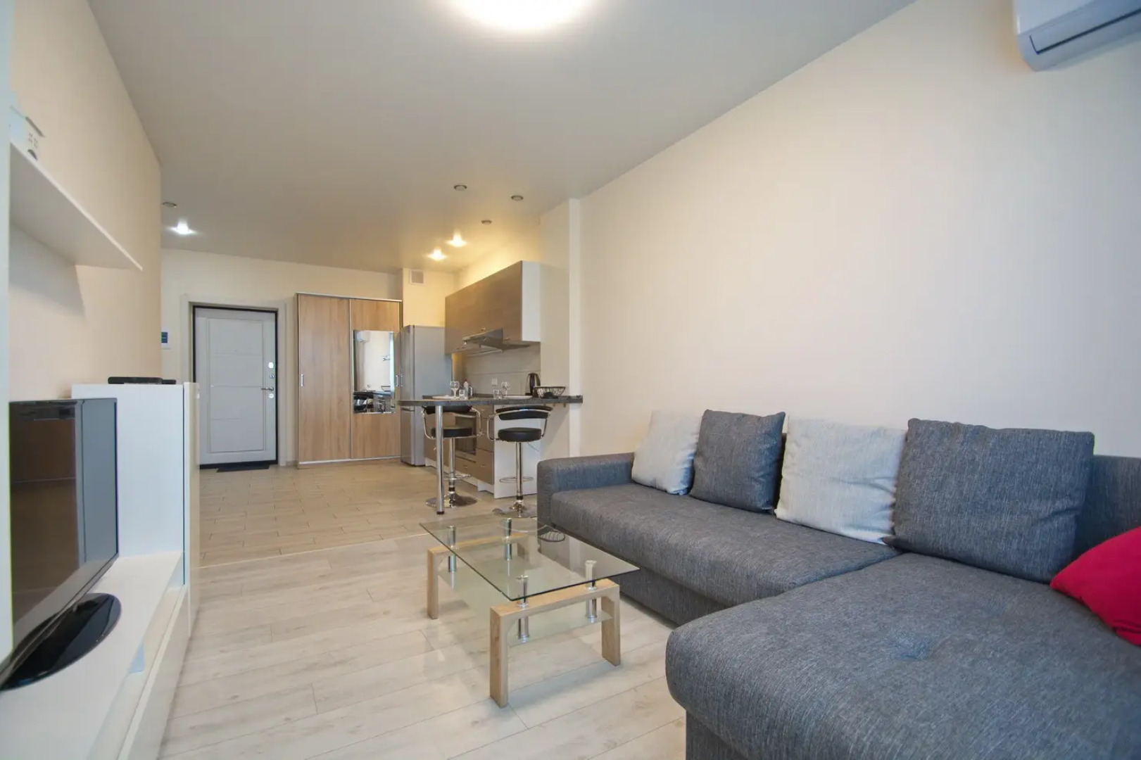 Апартаменты Aparton на Макаенка 12В-12x