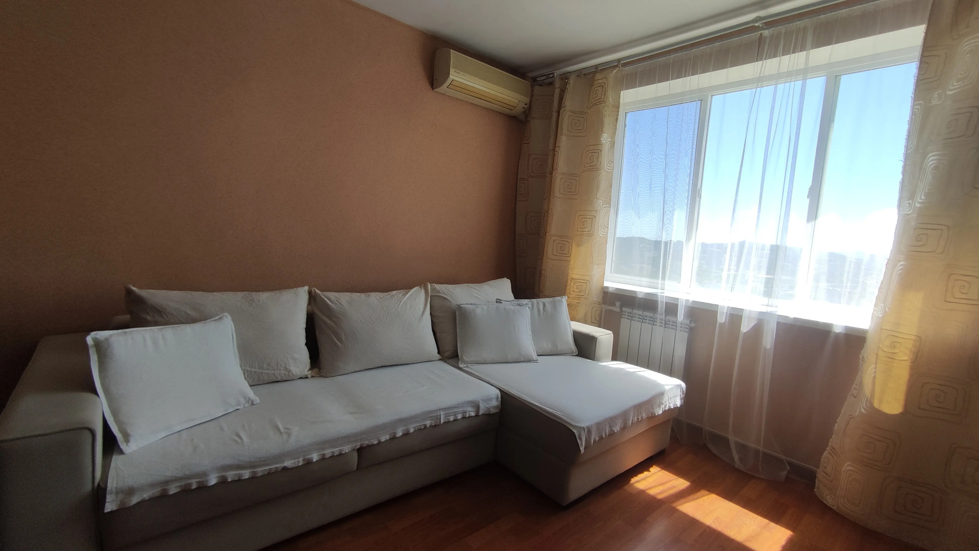 Квартира 10 мин до центра, уютно, чисто, ванна для двоих