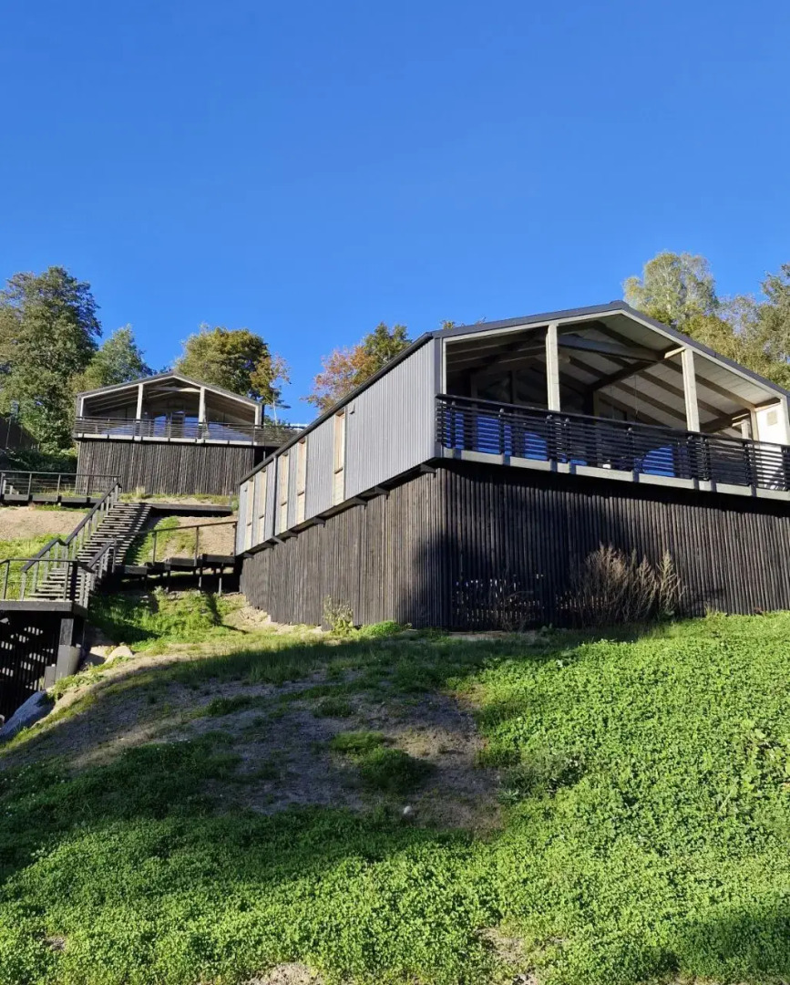 Частный дом коттедж семейный три тома  у Финского залива