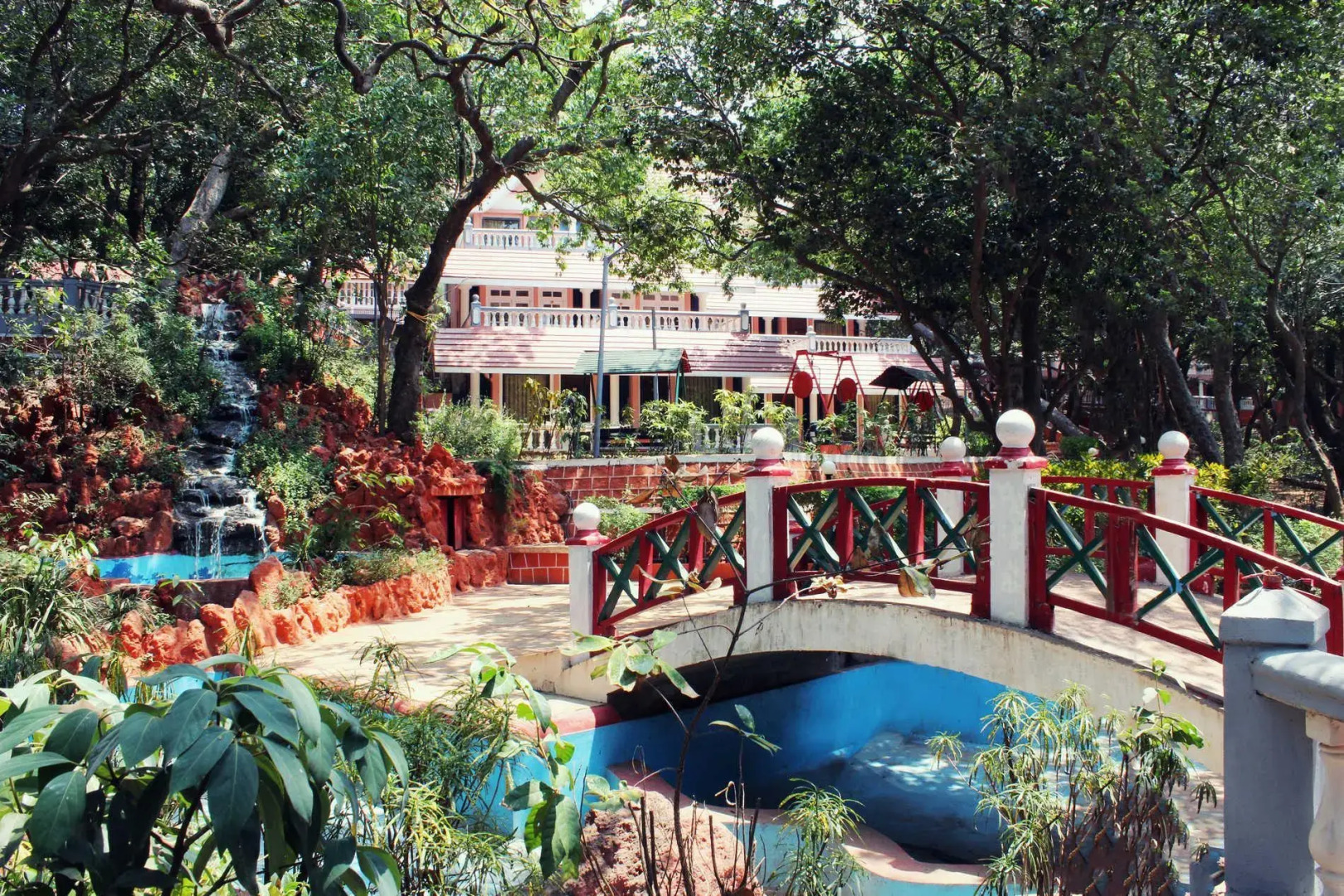 Отель The Byke Heritage Pure Veg