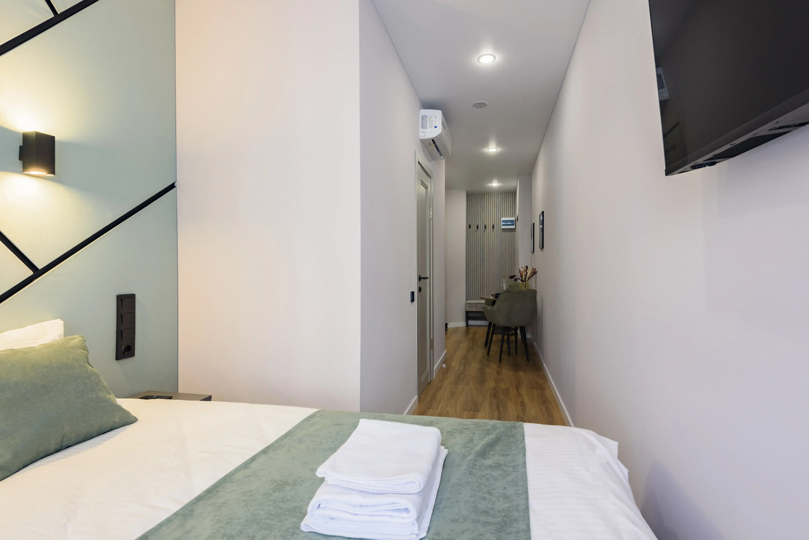 Апартаменты Островок 8