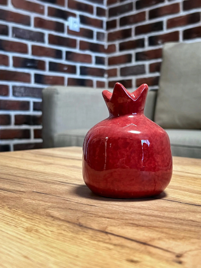 Апартаменты Granada Комфортная Евро-двушка в центре города с новым дизайнерским ремонтом