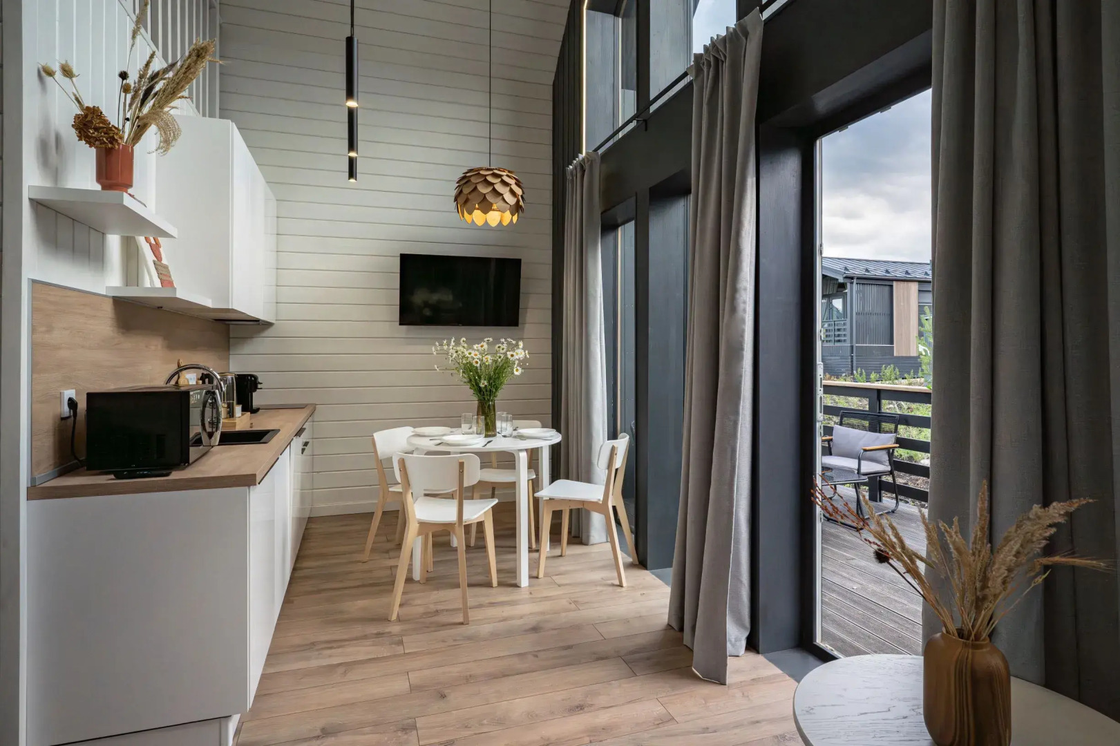 Отель Русские сезоны Эмбиент парк