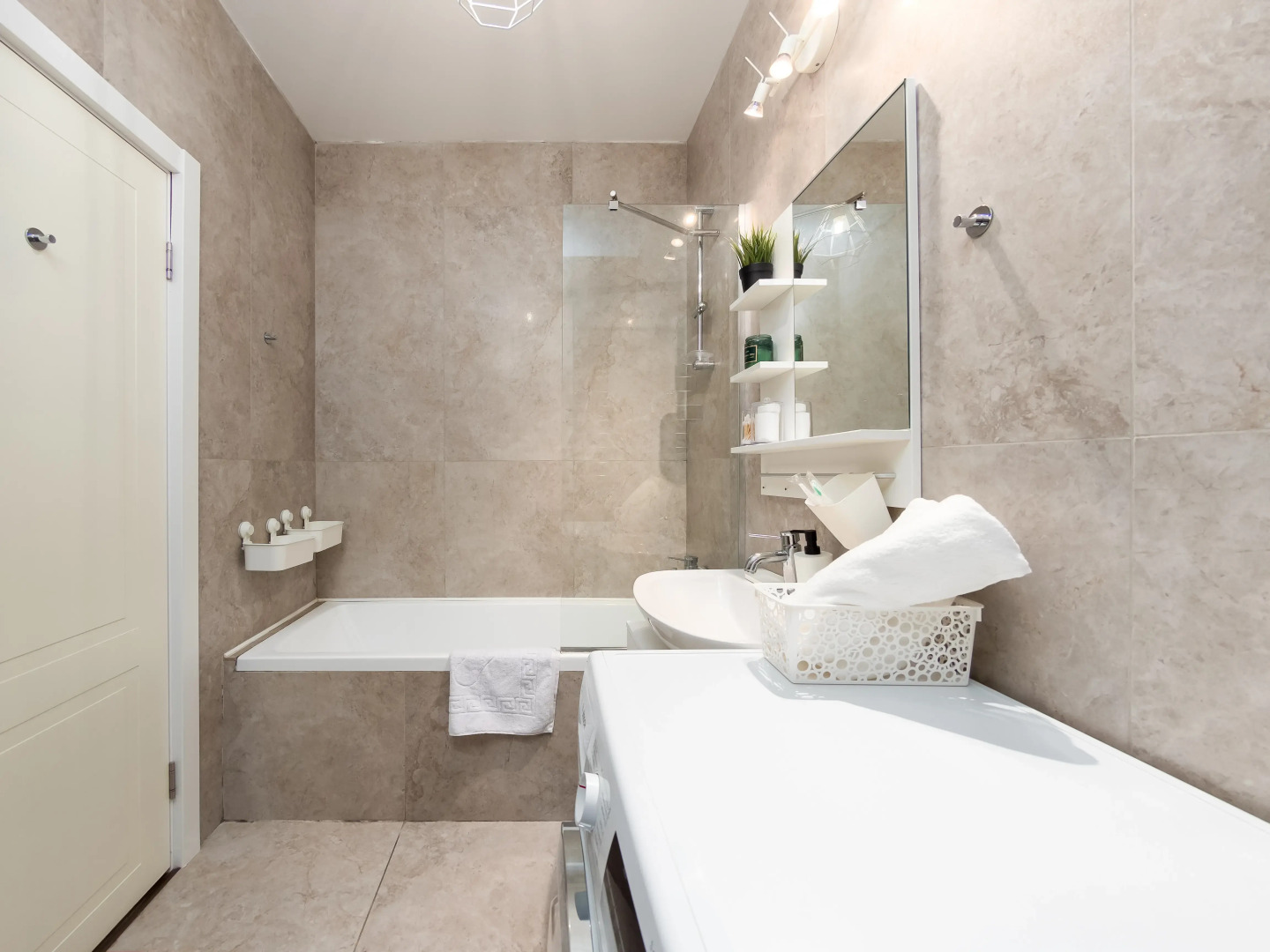 Квартира 2-комнатная с видом на город 33