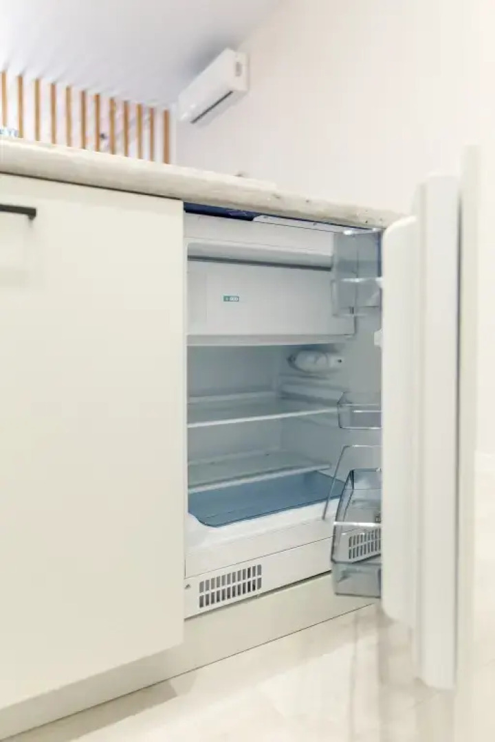 Апартаменты Улучшенные с Кроватью и Диваном в Историческом Центре 37м