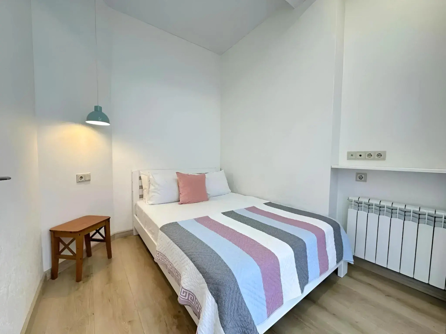 Море квартир уютная студия с панорамными окнами в центре Адлера