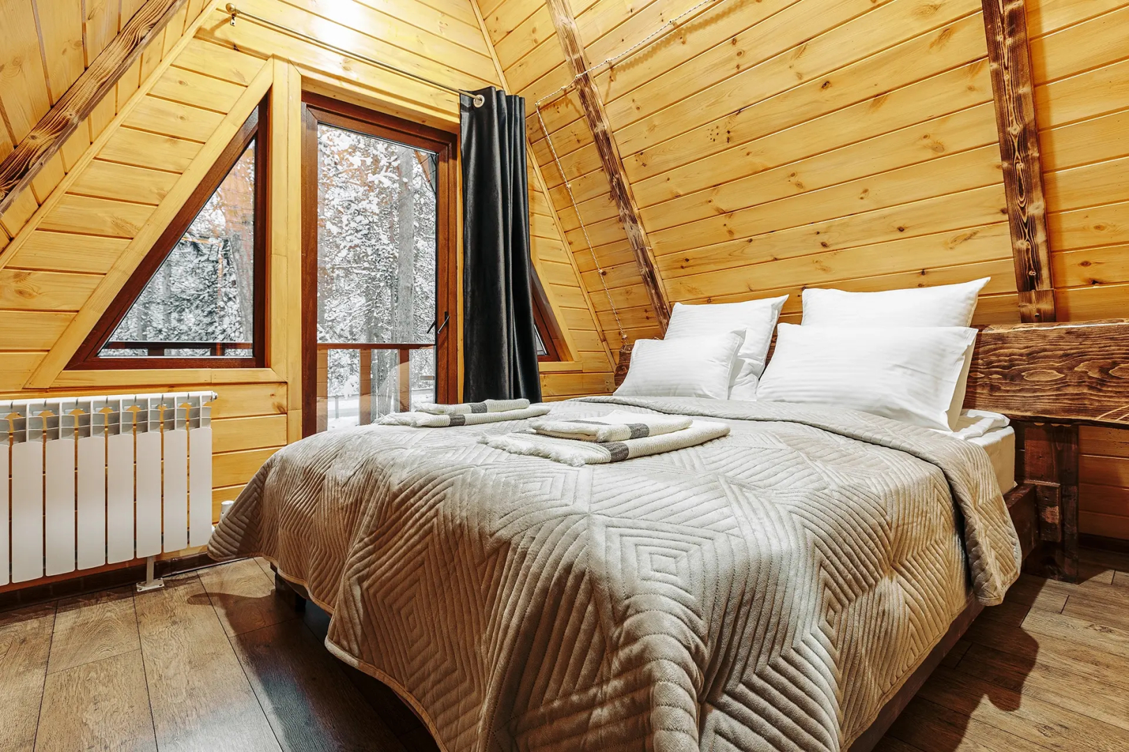 Коттедж с Бассейном в Терсколе от Квартирукинг