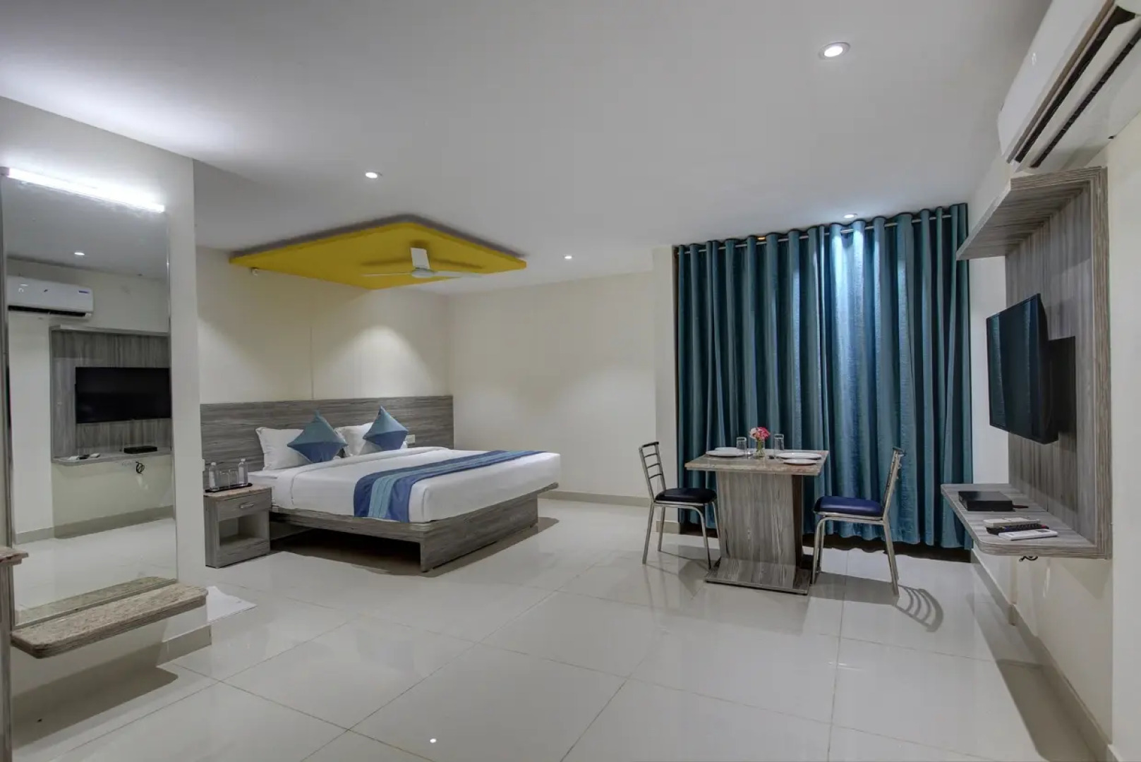 Отель Orange Suites & Inn Near Bangalore Airport