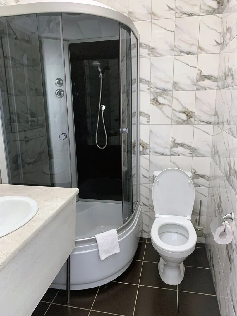 Отель Корона